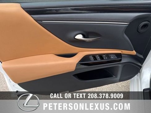 Used 2024 Lexus ES 350 w/ Accessory Package (Z2) image 21