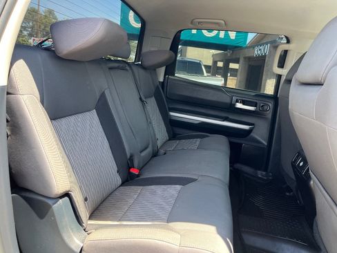 Used 2014 Toyota Tundra SR5 w/ SR5 Upgrade Package AWD/4WD image 34