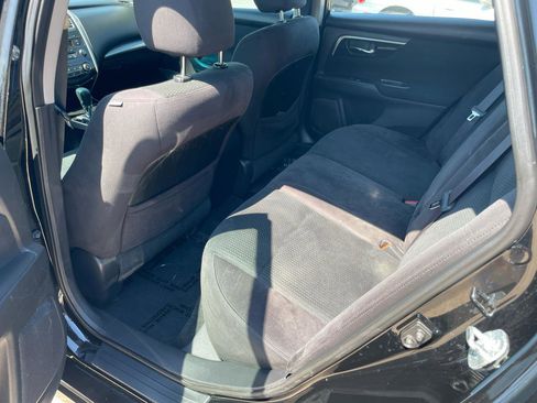 Used 2014 Nissan Altima 2.5 S w/ Sport Value Package FWD image 23
