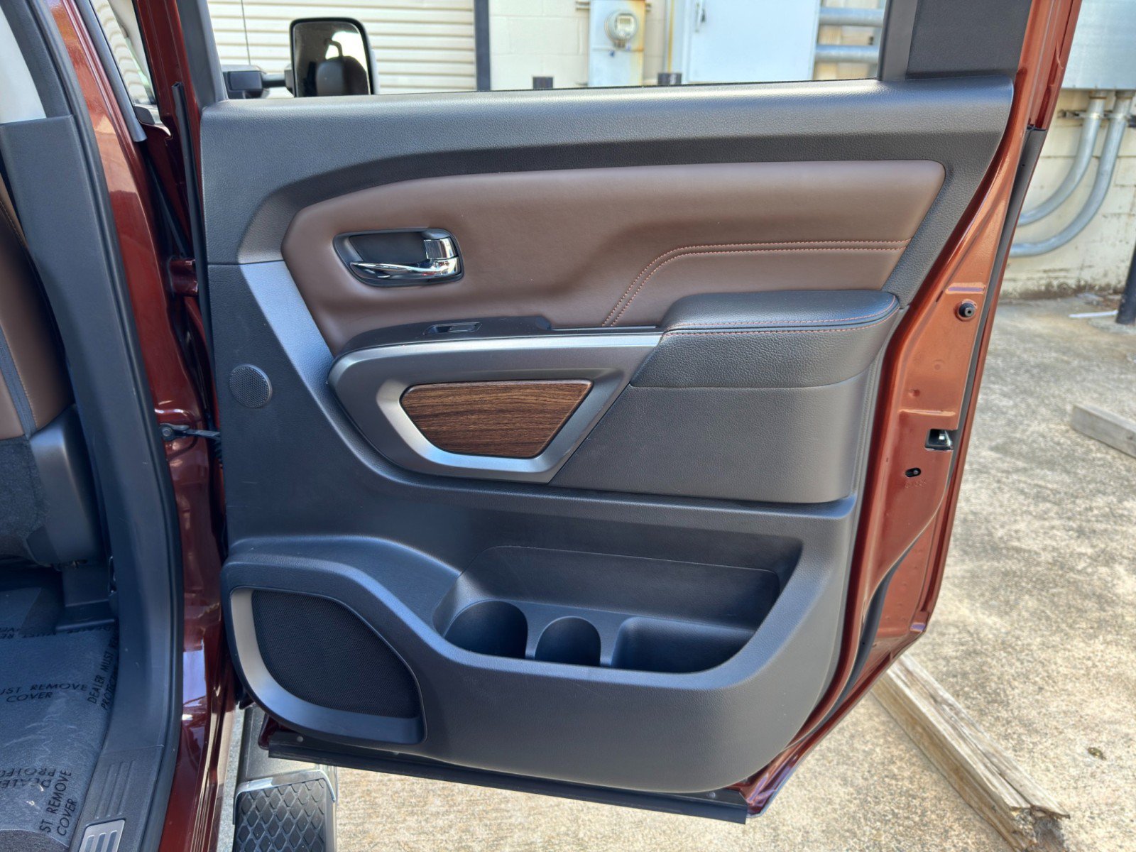 Used 2016 Nissan Titan Platinum Reserve RWD image 44