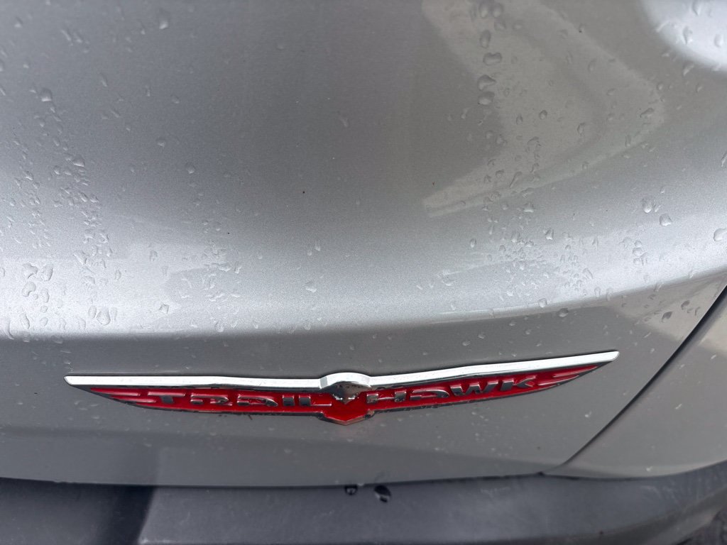 Used 2018 Jeep Renegade Trailhawk AWD/4WD image 7