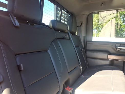 Used 2020 GMC Sierra 3500 SLT w/ SLT Convenience Package image 17