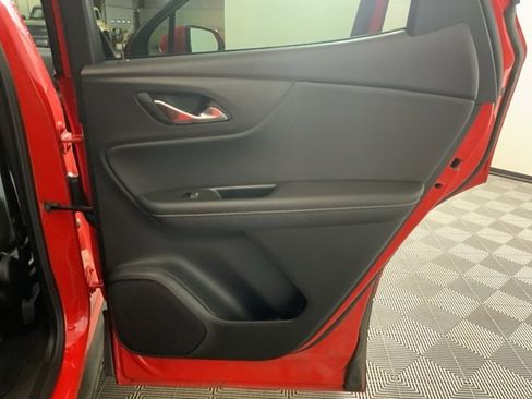 Used 2025 Chevrolet Blazer LT image 30