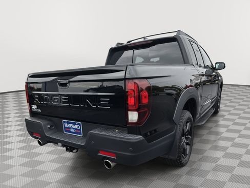 Used 2025 Honda Ridgeline Black Edition image 4
