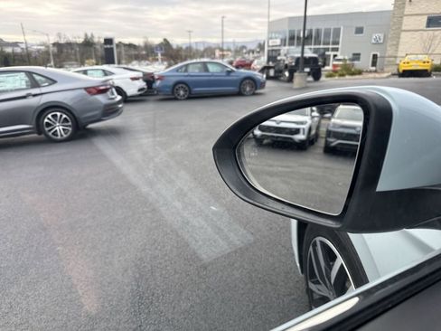 New 2026 Volkswagen Jetta SE FWD image 23