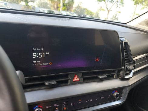 Used 2023 Kia Sportage EX FWD image 27