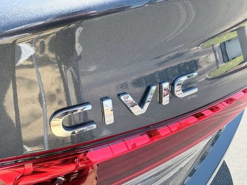 Used 2024 Honda Civic Sport image 25