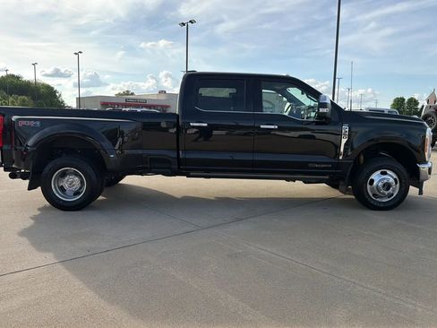 Used 2023 Ford F350 Lariat w/ Lariat Ultimate Package AWD/4WD image 29