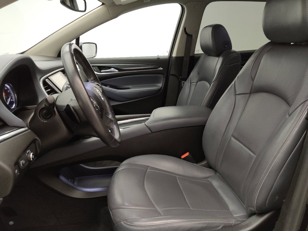 Used 2018 Buick Enclave Essence FWD image 17