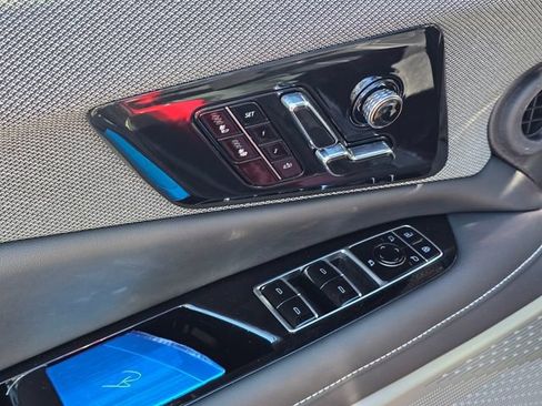 New 2026 Cadillac Optiq Sport 1 w/ LPO, ONYX Package AWD/4WD image 20