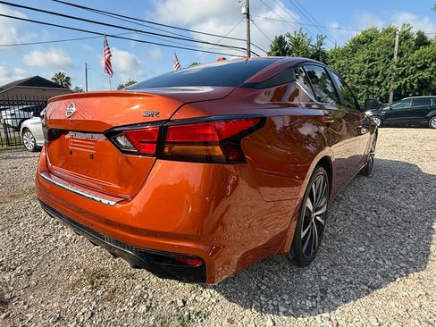 Used 2022 Nissan Altima 2.5 SR image 5