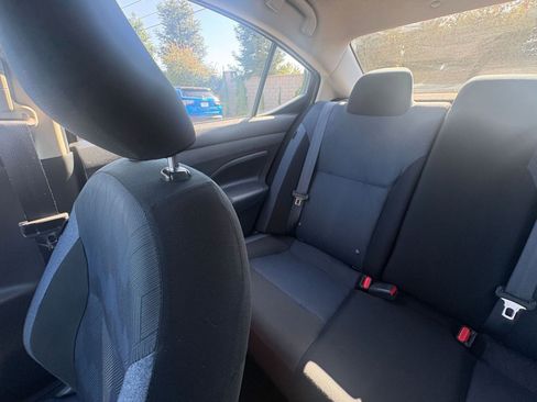 Used 2025 Nissan Versa SV FWD image 37
