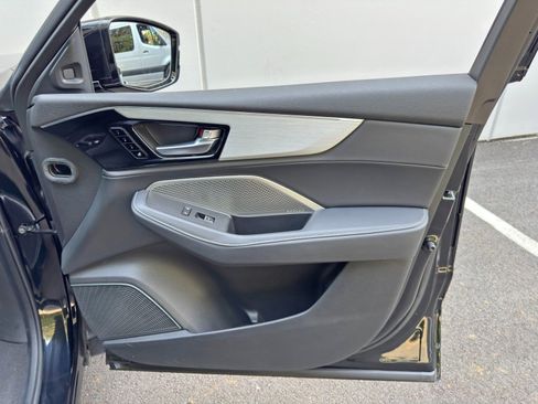 Used 2023 Acura MDX FWD w/ Technology Package image 47