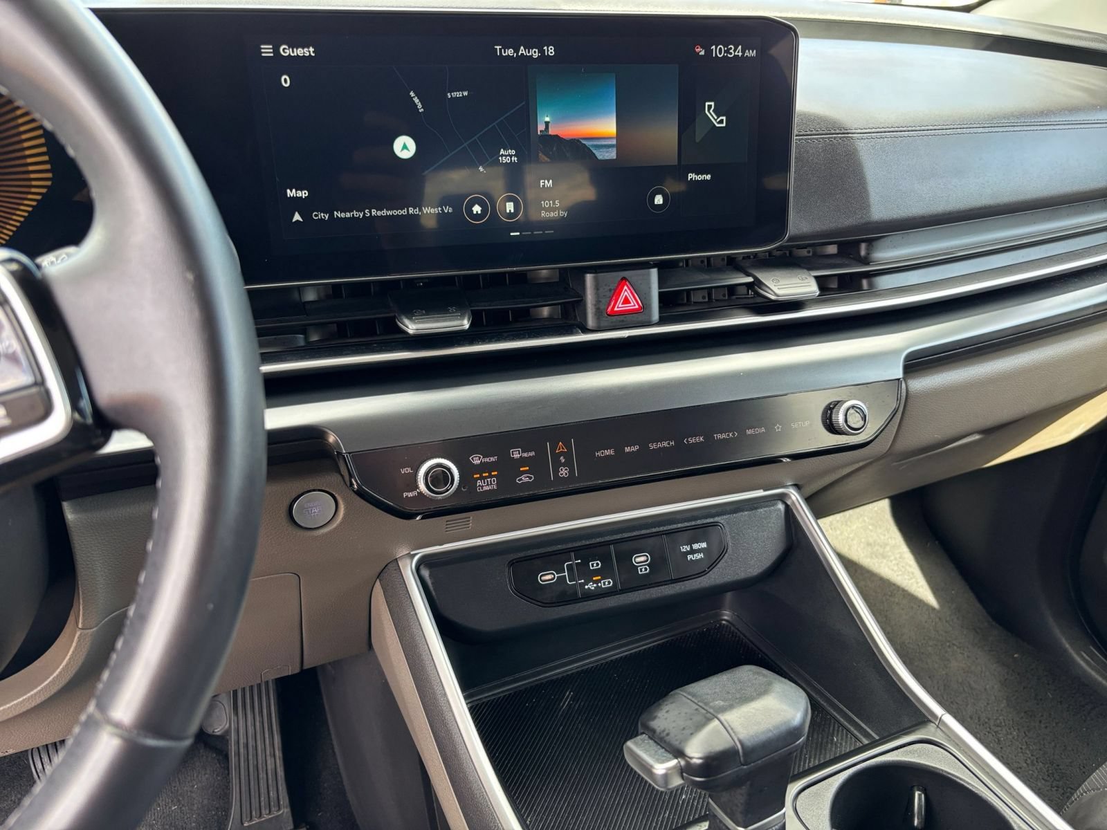 Used 2026 Kia Carnival FWD image 16
