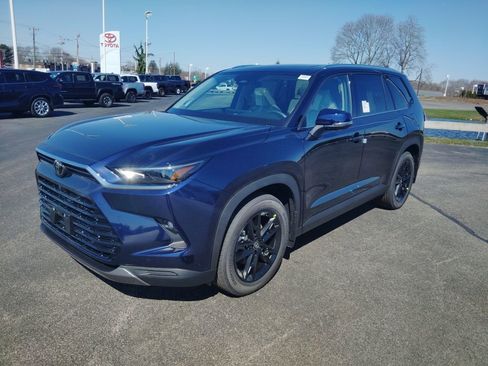 New 2026 Toyota Grand Highlander Limited image 2