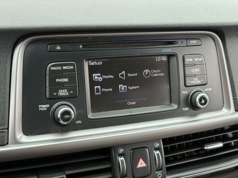 Used 2016 Kia Optima LX image 22