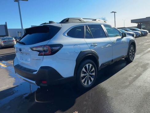 Certified 2025 Subaru Outback Limited image 8