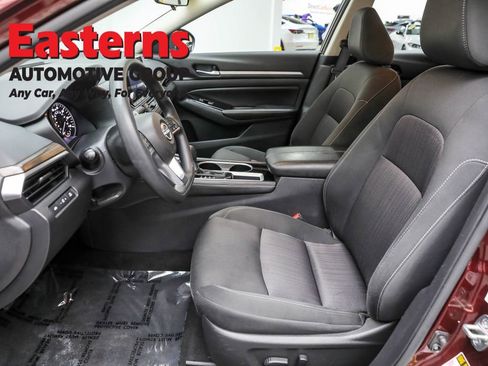 Used 2023 Nissan Altima 2.5 SV image 14