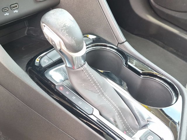 Used 2025 Buick Encore GX Preferred FWD image 15