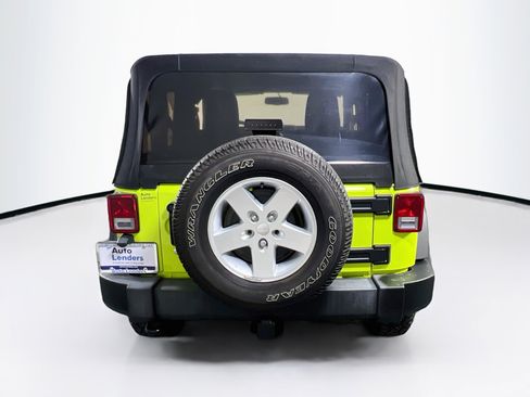 Used 2016 Jeep Wrangler Sport w/ Quick Order Package 23S AWD/4WD image 6