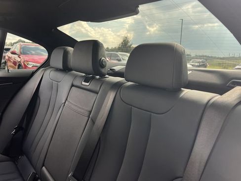Used 2020 BMW 530e w/ Convenience Package RWD image 19