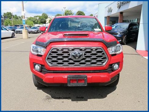 Used 2021 Toyota Tacoma TRD Sport AWD/4WD image 3