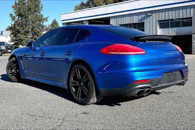 Used 2015 Porsche Panamera S RWD image 3