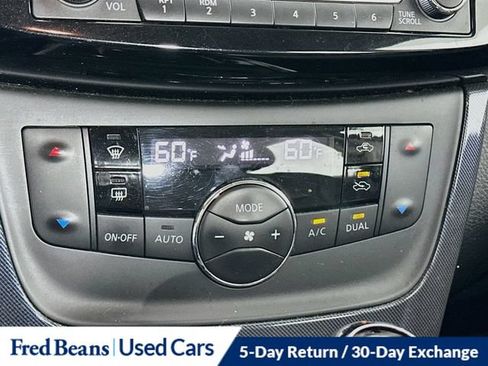 Used 2018 Nissan Sentra SR w/ SR Midnight Edition Package FWD image 21