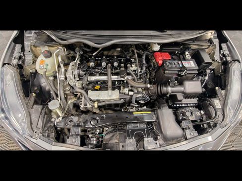 Used 2024 Nissan Versa SV FWD image 37