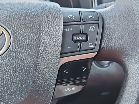 Used 2025 Toyota Camry LE image 25