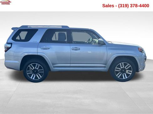 Used 2016 Toyota 4Runner Limited AWD/4WD image 6