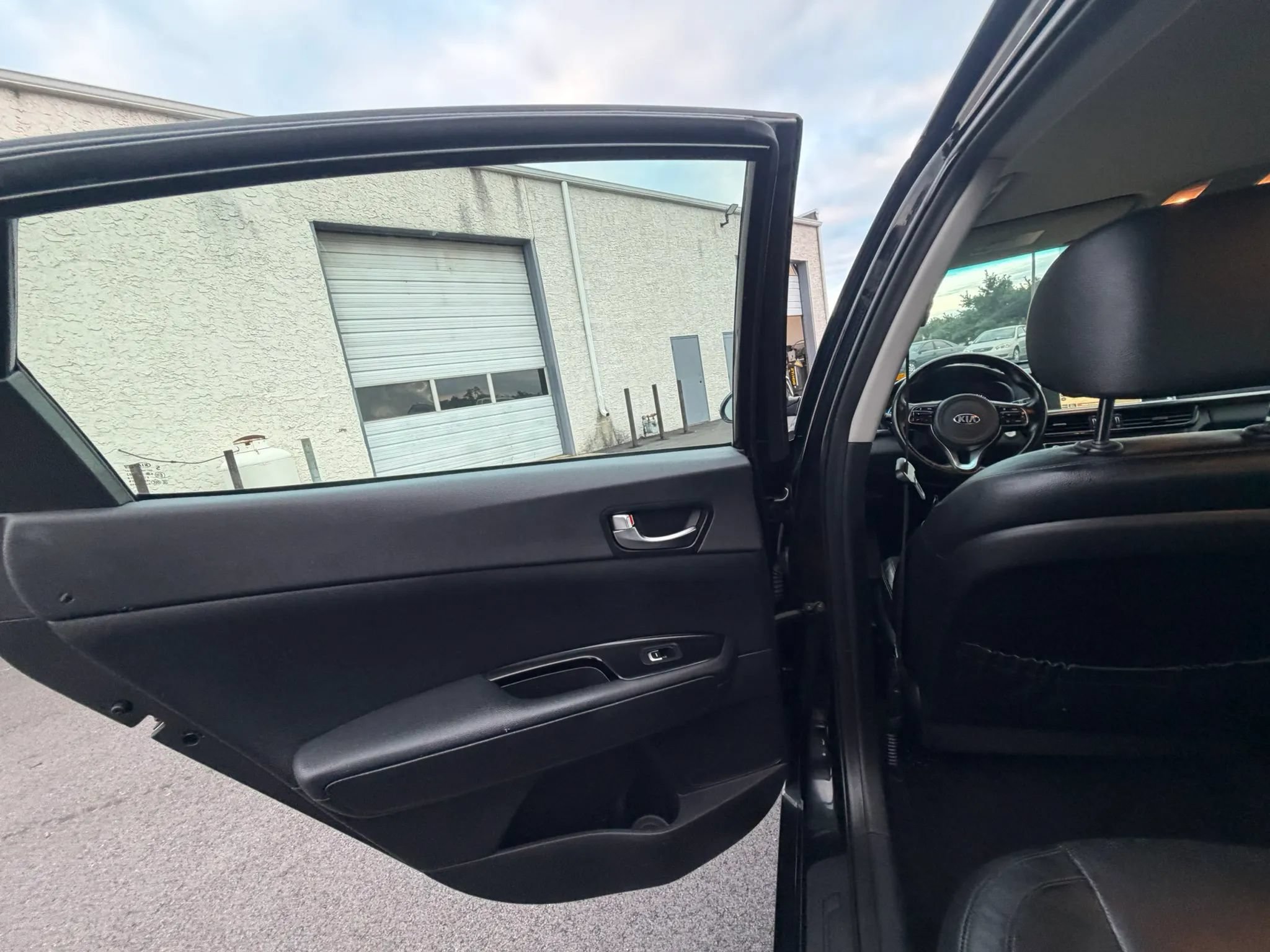 Used 2017 Kia Optima EX FWD image 37