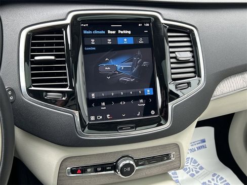 Certified 2024 Volvo XC90 B6 Plus w/ Protection Package image 21