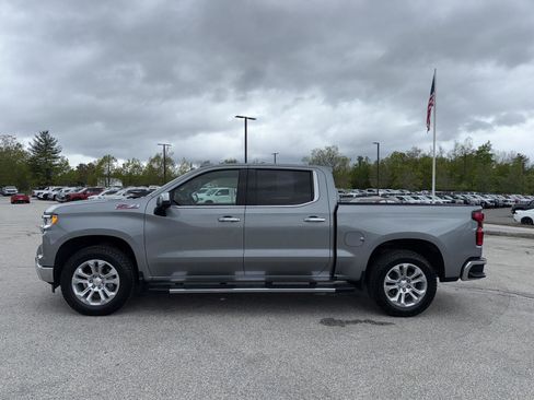 Used 2025 Chevrolet Silverado 1500 LTZ image 11