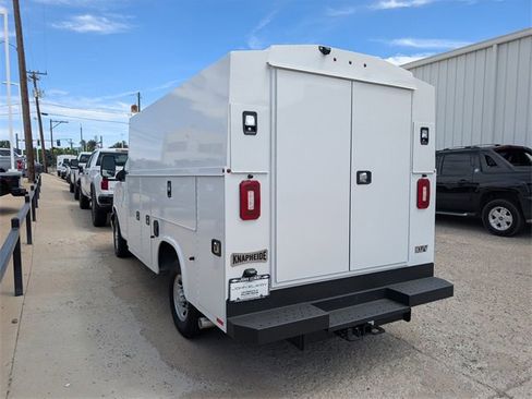 New 2025 Chevrolet Express 3500 w/ Power Convenience Package image 5