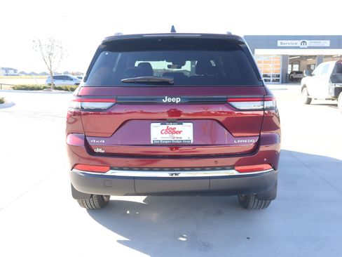 New 2026 Jeep Grand Cherokee Laredo image 22