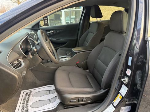 Used 2023 Chevrolet Malibu LT image 5