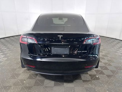 Used 2019 Tesla Model 3 Performance image 4