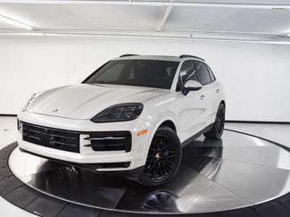 Certified 2025 Porsche Cayenne video 1