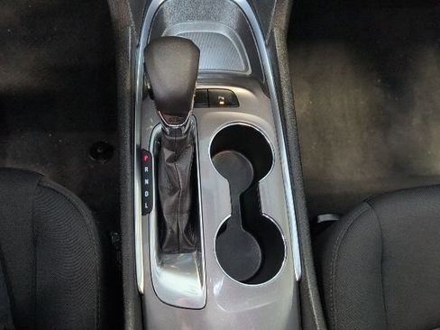 Used 2021 Chevrolet Malibu LT image 22