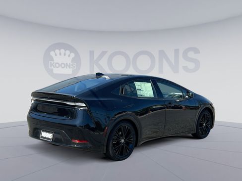 New 2026 Toyota Prius Plug-In Hybrid image 7