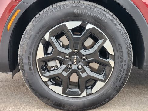 Used 2025 Kia Sorento S w/ Panoramic Sunroof Package image 15