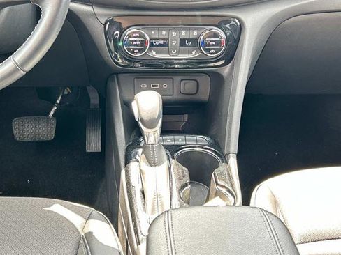 Certified 2023 Buick Encore GX Select image 16
