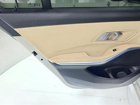 Used 2022 BMW 330i Sedan w/ Driving Assistance Package image 22