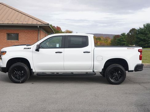 New 2026 Chevrolet Silverado 1500 Custom Trail Boss w/ LPO, Dark Essentials Package image 7