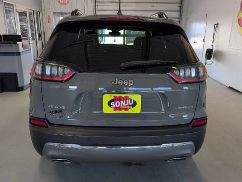 Used 2022 Jeep Cherokee Limited AWD/4WD image 4