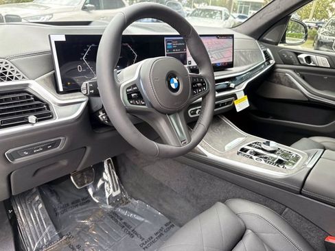 New 2027 BMW X7 xDrive40i w/ Executive Package AWD/4WD image 24
