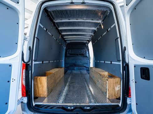 Used 2022 Mercedes-Benz Sprinter 3500 image 48