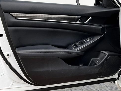 Used 2022 Honda Accord Sport image 19