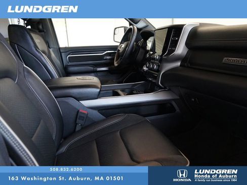 Used 2024 RAM 1500 Laramie image 31